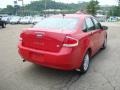 Vermillion Red - Focus SE Sedan Photo No. 4