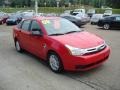Vermillion Red - Focus SE Sedan Photo No. 6