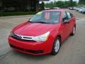 Vermillion Red - Focus SE Sedan Photo No. 8