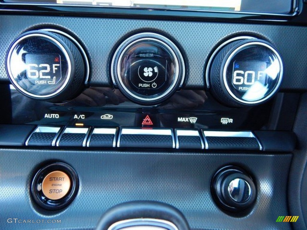 2015 Jaguar F-TYPE S Coupe Controls Photo #110577865