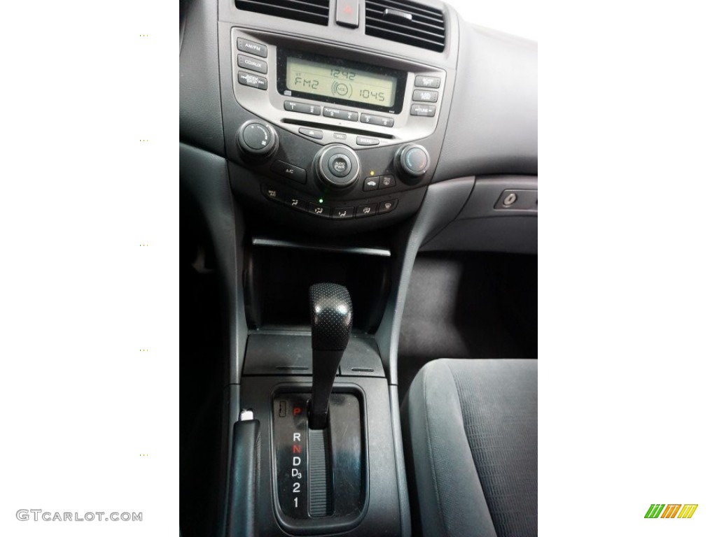 2006 Accord Value Package Sedan - Royal Blue Pearl / Gray photo #132