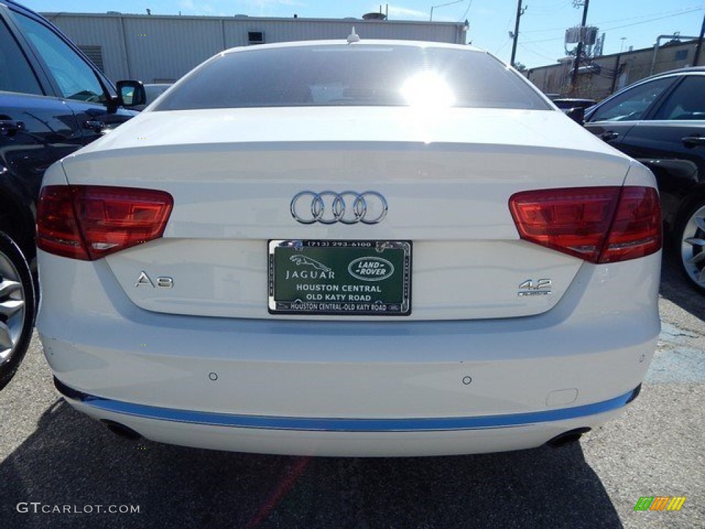 2011 A8 4.2 FSI quattro - Ibis White / Nougat Brown photo #6