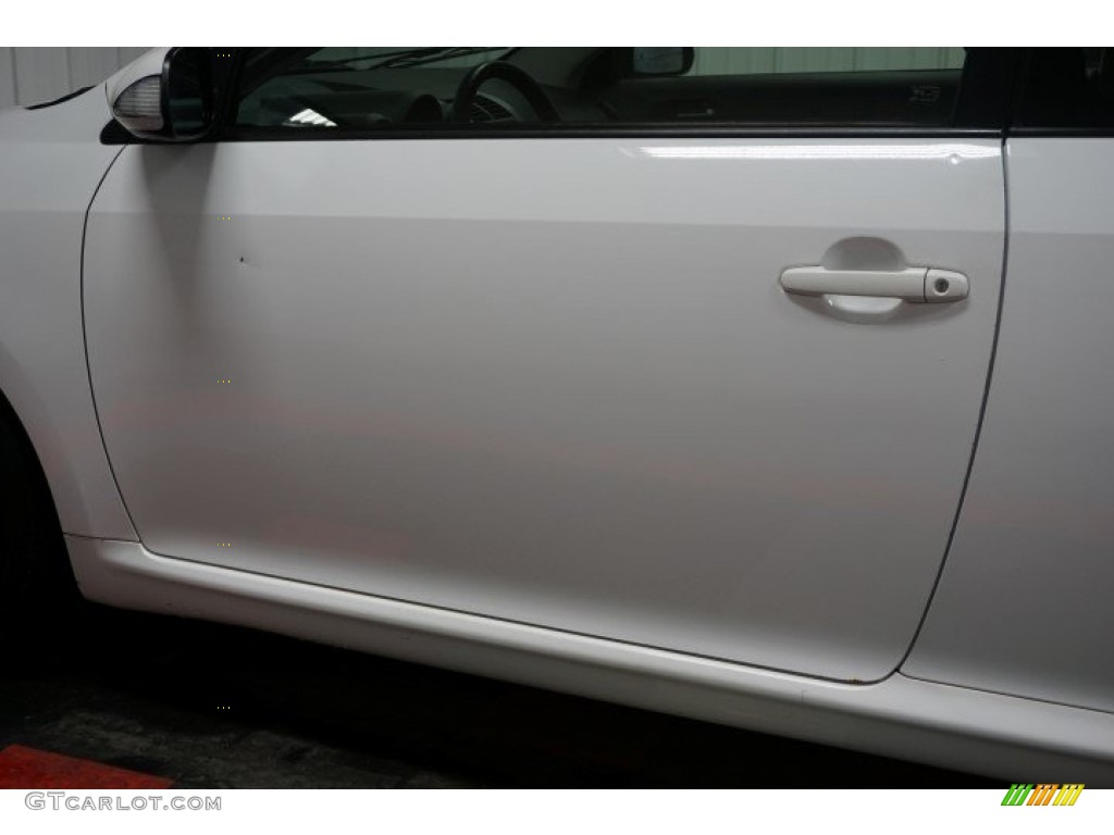 2008 tC  - Super White / Dark Charcoal Gray photo #70