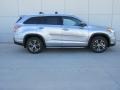 Silver Sky Metallic - Highlander XLE Photo No. 3