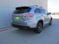 Silver Sky Metallic - Highlander XLE Photo No. 4