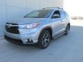 Silver Sky Metallic - Highlander XLE Photo No. 7