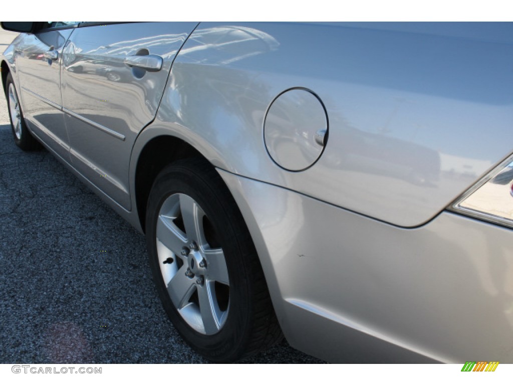 2007 Fusion SE - Silver Birch Metallic / Charcoal Black photo #4