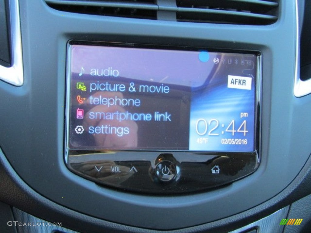 2015 Trax LTZ - Ruby Red Metallic / Jet Black photo #12