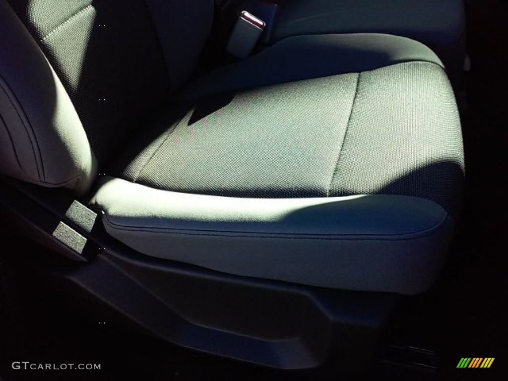 2016 F150 XL Regular Cab - Ingot Silver / Medium Earth Gray photo #14