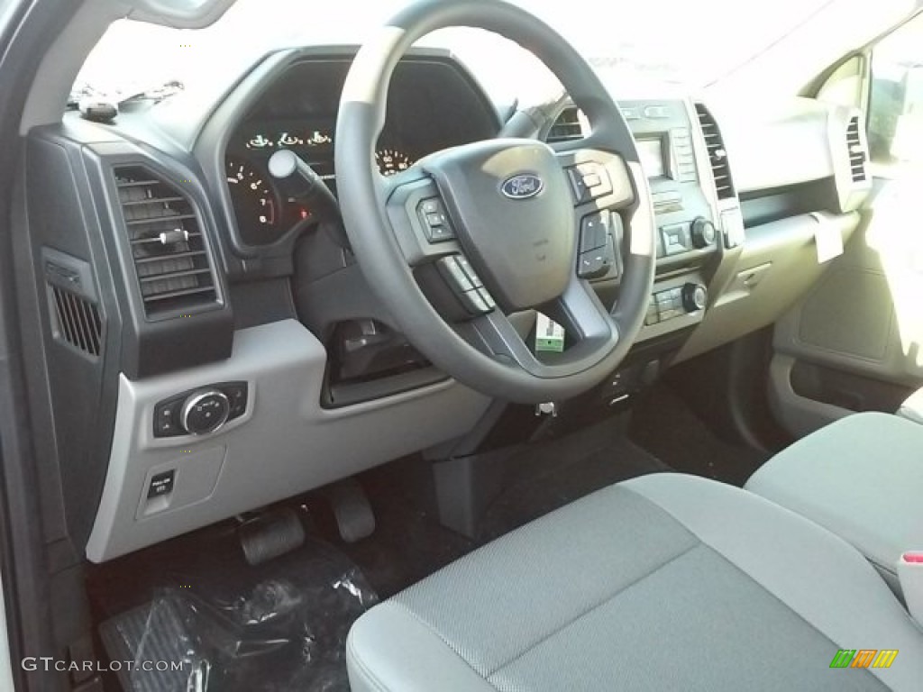 2016 F150 XL Regular Cab - Ingot Silver / Medium Earth Gray photo #20