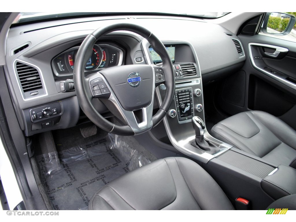 Off-Black Interior 2016 Volvo XC60 T5 Drive-E Photo #110612182