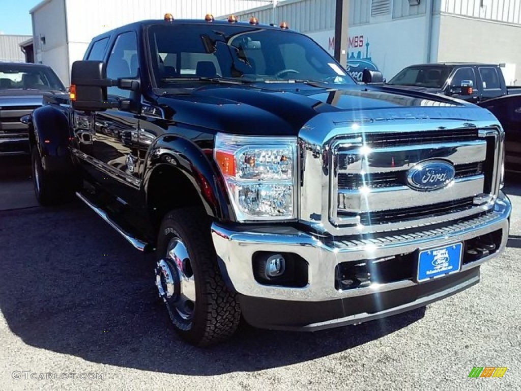 2016 F350 Super Duty Lariat Crew Cab 4x4 DRW - Shadow Black / Black photo #1