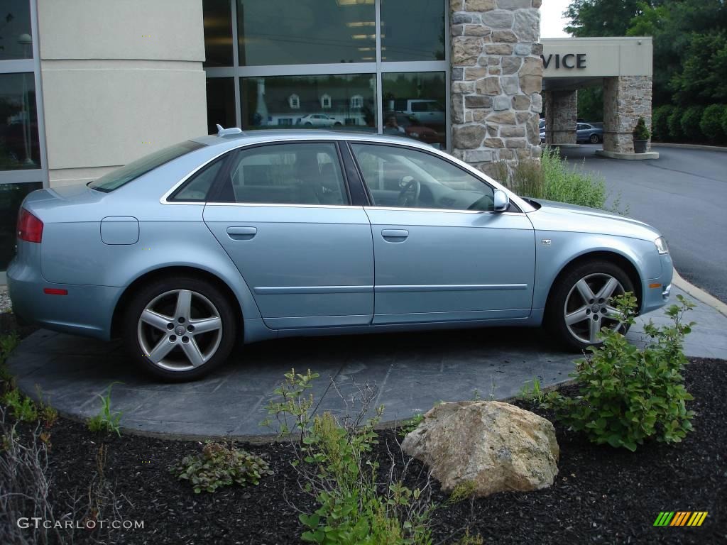 2005 A4 3.2 quattro Sedan - Crystal Blue Metallic / Beige photo #1