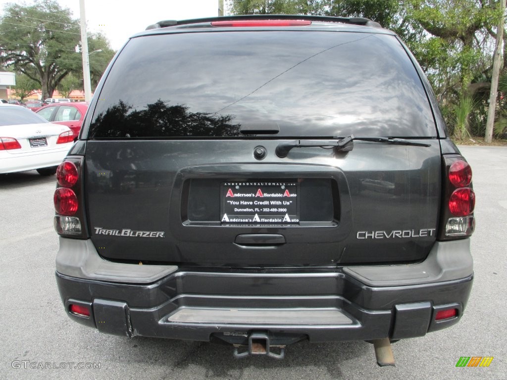 2004 TrailBlazer LS - Dark Gray Metallic / Medium Pewter photo #4