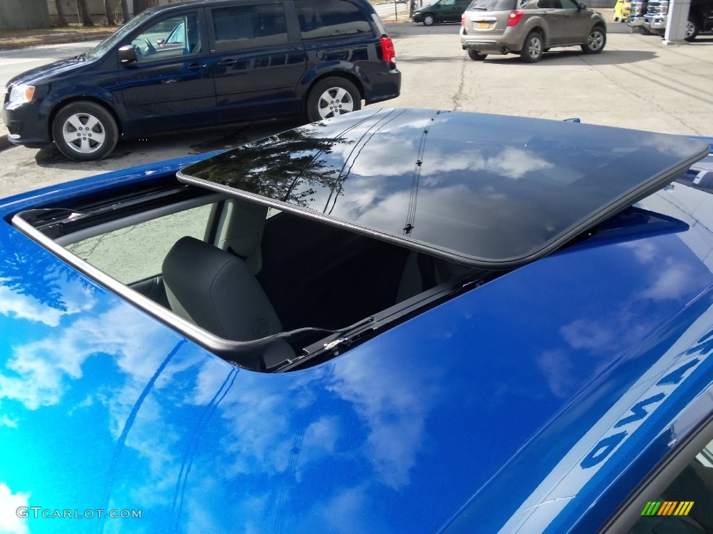 2016 Camaro SS Coupe - Hyper Blue Metallic / Medium Ash Gray photo #67