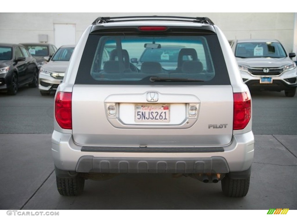 2005 Pilot LX 4WD - Billet Silver Metallic / Gray photo #10