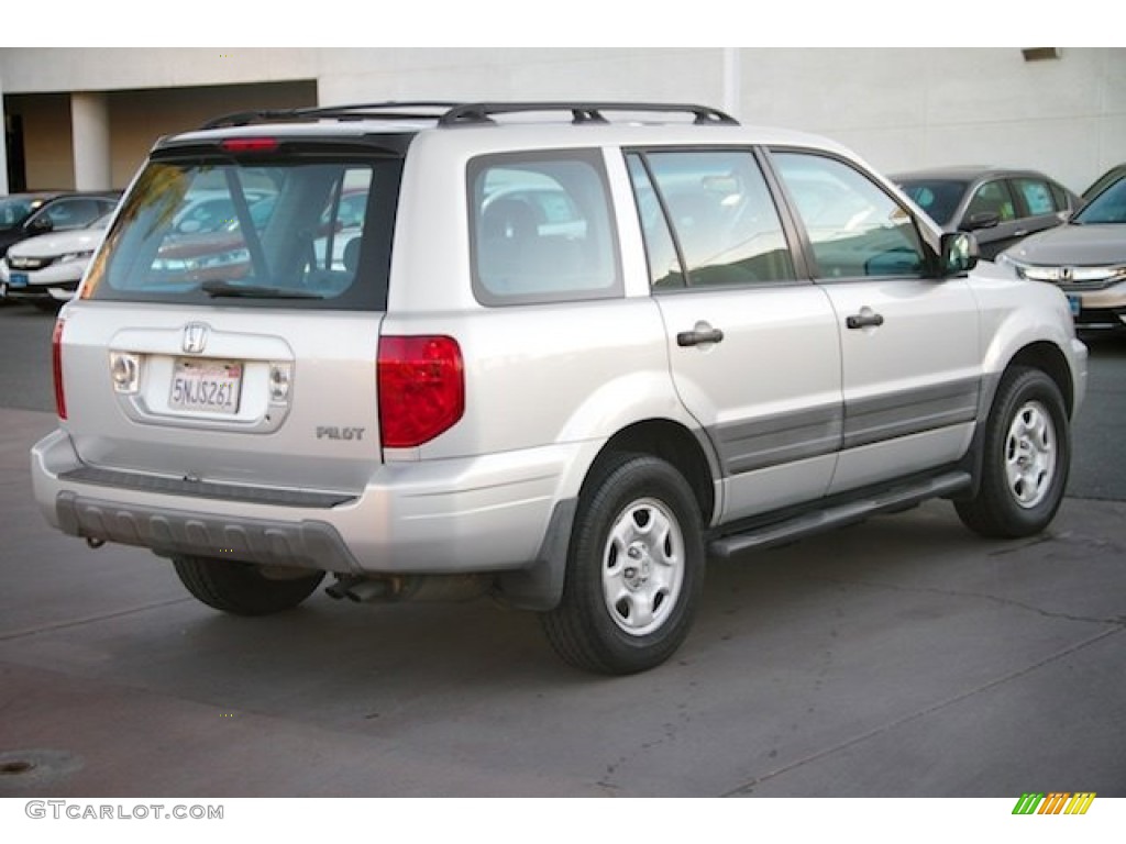 2005 Pilot LX 4WD - Billet Silver Metallic / Gray photo #11