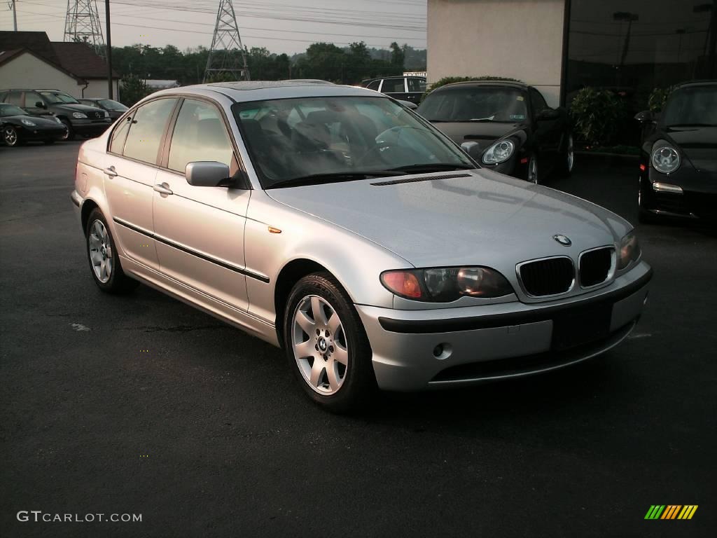 2003 3 Series 325xi Sedan - Titanium Silver Metallic / Black photo #3