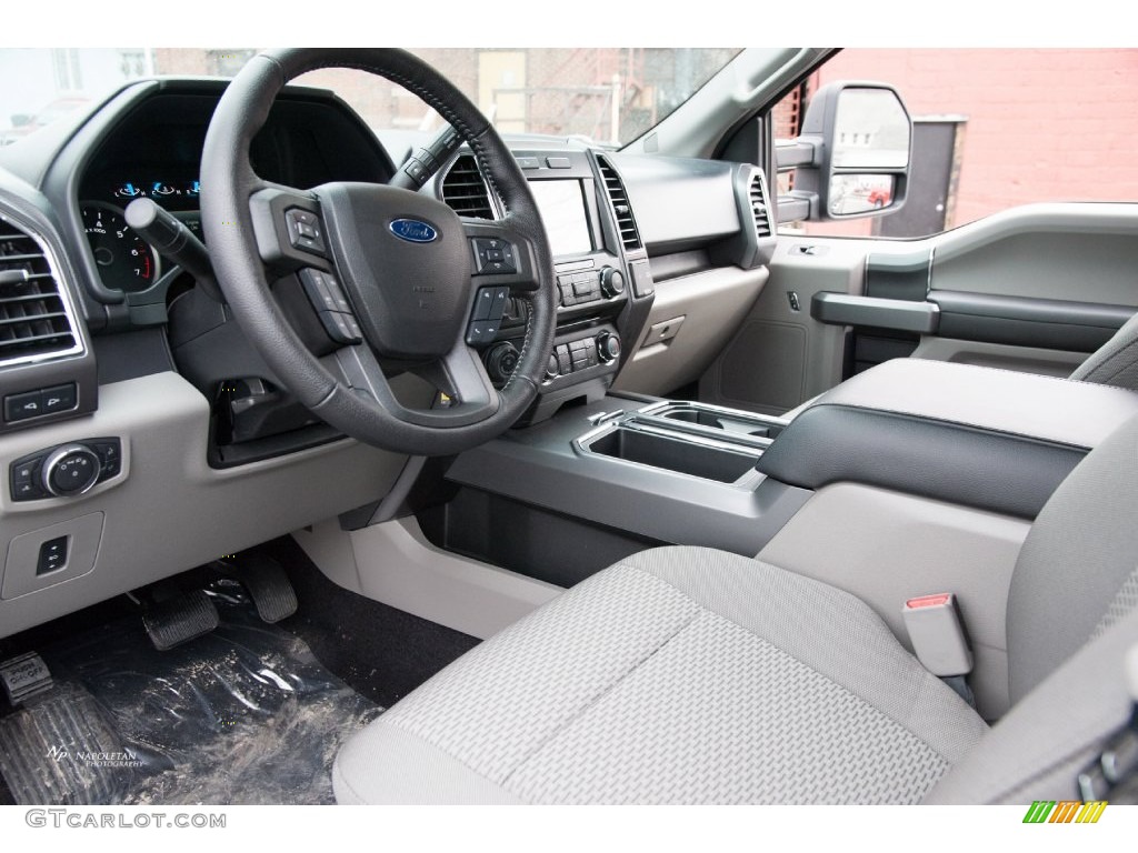 2016 F150 XLT SuperCrew 4x4 - Blue Jeans / Medium Earth Gray photo #8
