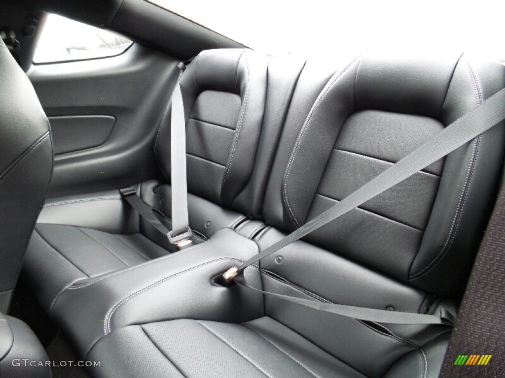 2016 Ford Mustang GT Premium Coupe Rear Seat Photos