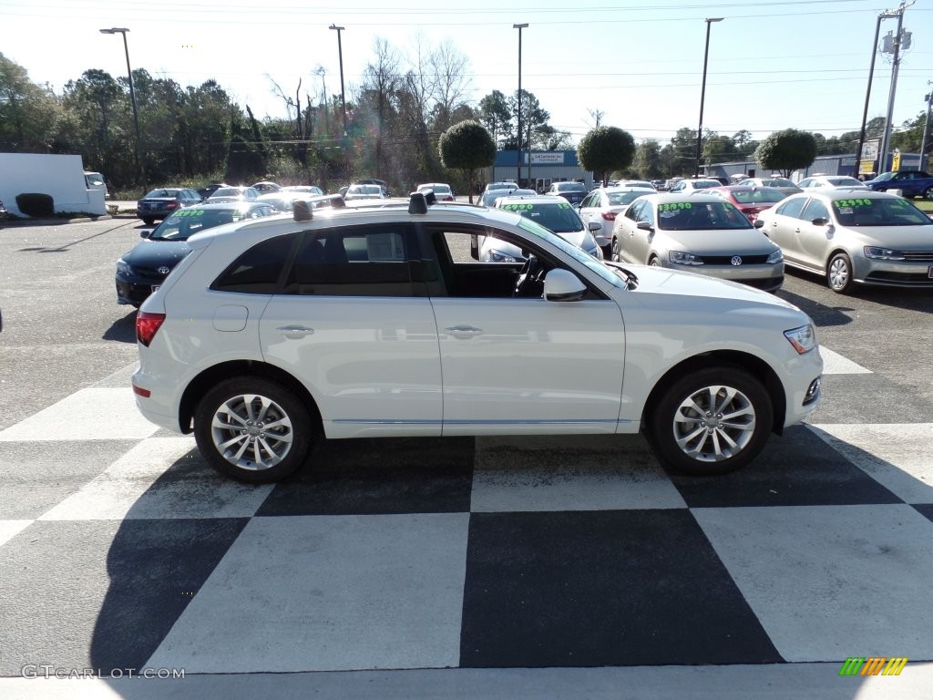 2016 Q5 2.0 TFSI Premium quattro - Ibis White / Chestnut Brown photo #3