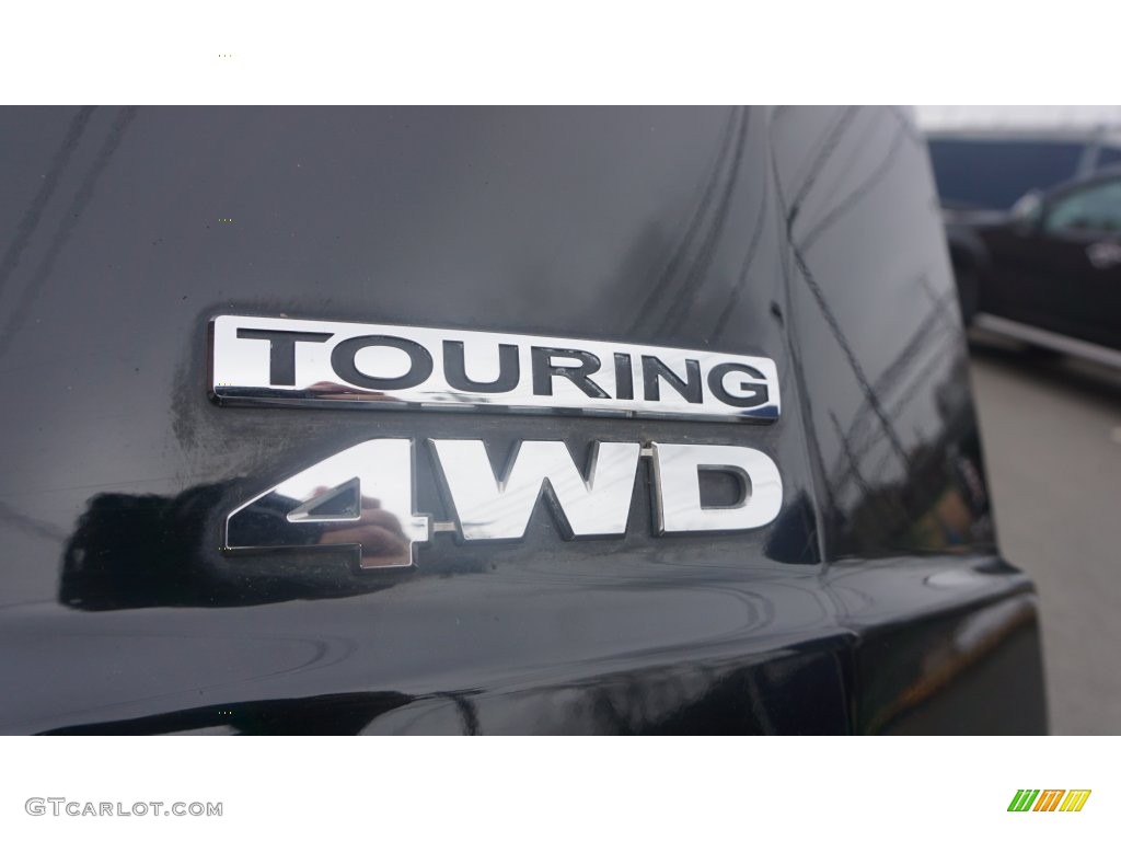 2010 Pilot Touring 4WD - Crystal Black Pearl / Black photo #38