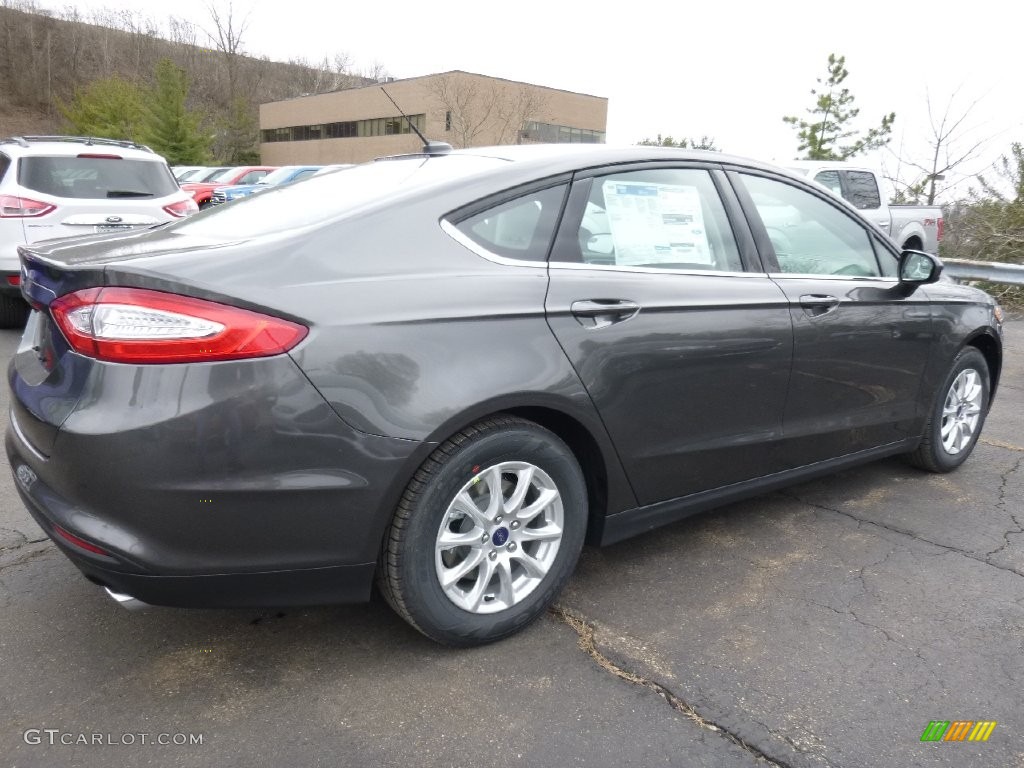 2016 Fusion S - Magnetic Metallic / Medium Earth Gray photo #2