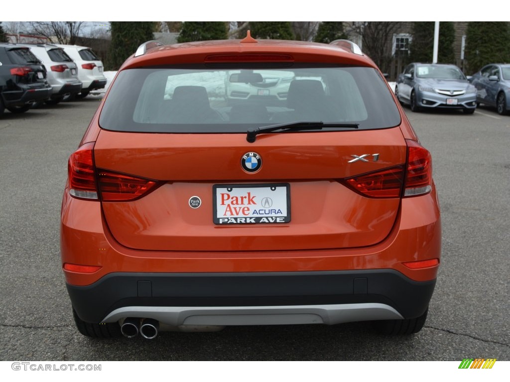 2013 X1 xDrive 28i - Valencia Orange / Black photo #4