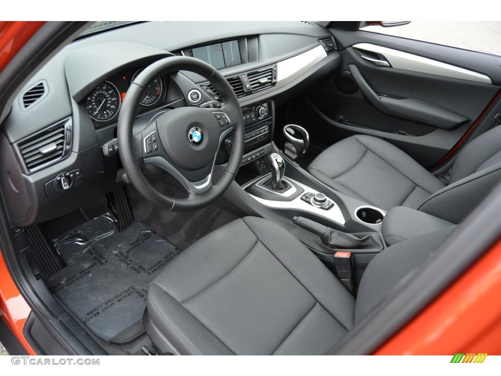 2013 X1 xDrive 28i - Valencia Orange / Black photo #11