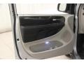 Bright Silver Metallic - Town & Country Touring - L Photo No. 5