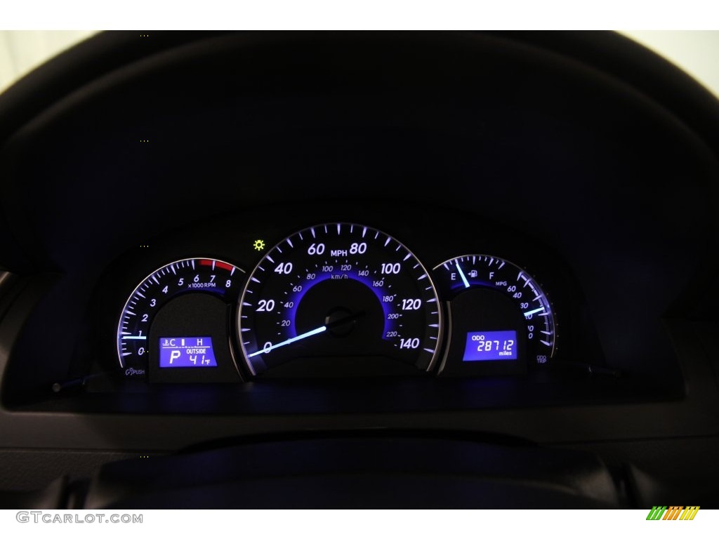 2013 Camry XLE - Champagne Mica / Ivory photo #8