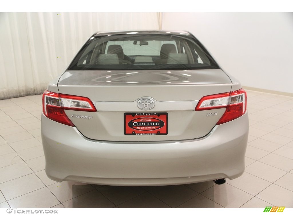 2013 Camry XLE - Champagne Mica / Ivory photo #19