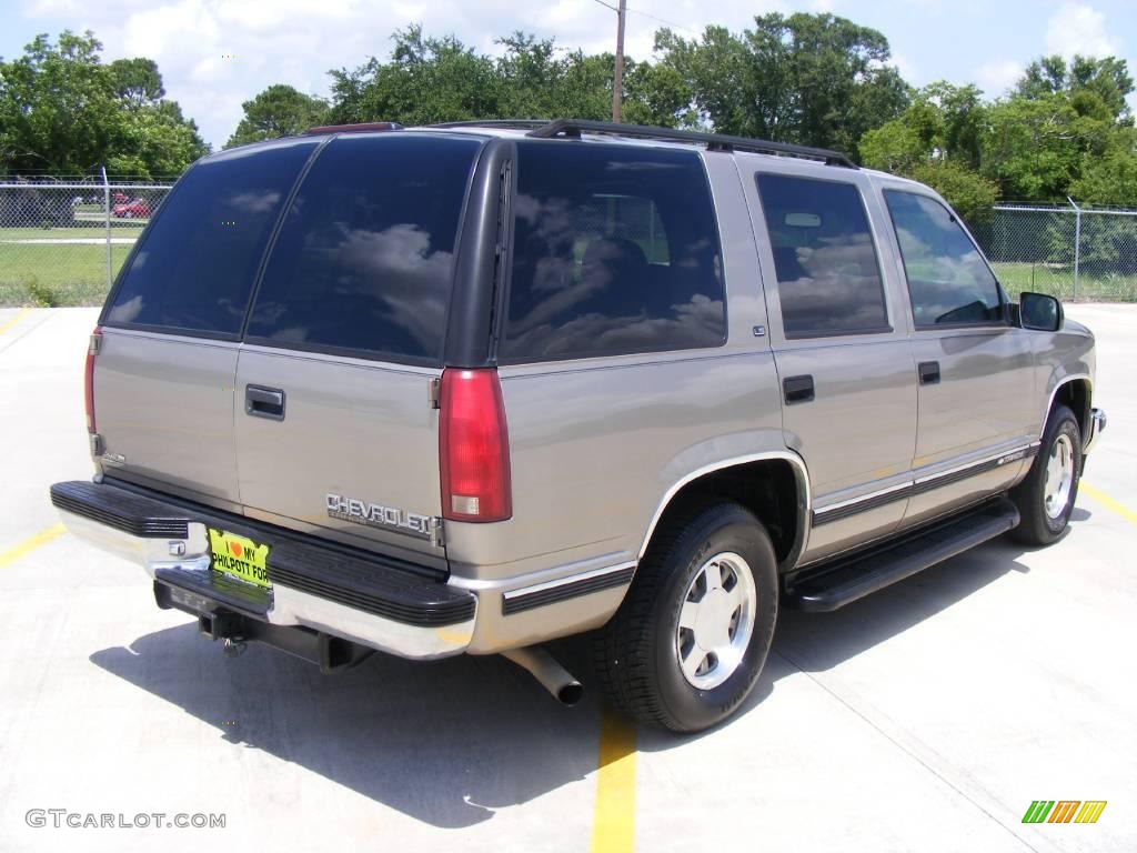 1999 Tahoe LS - Light Pewter Metallic / Gray photo #3