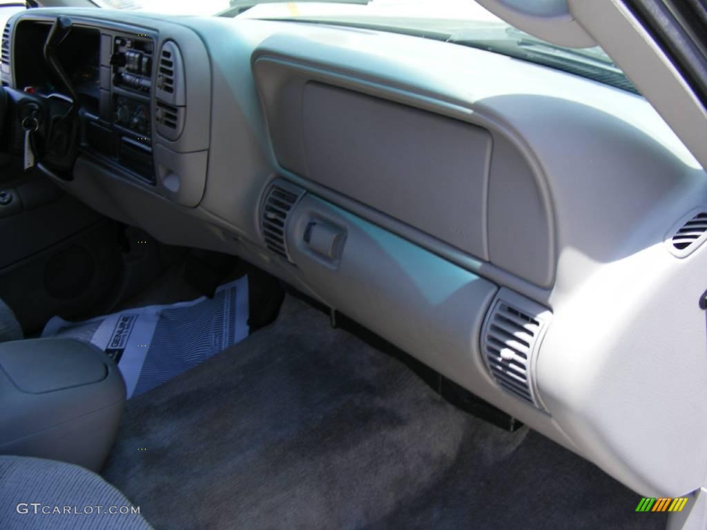 1999 Tahoe LS - Light Pewter Metallic / Gray photo #13