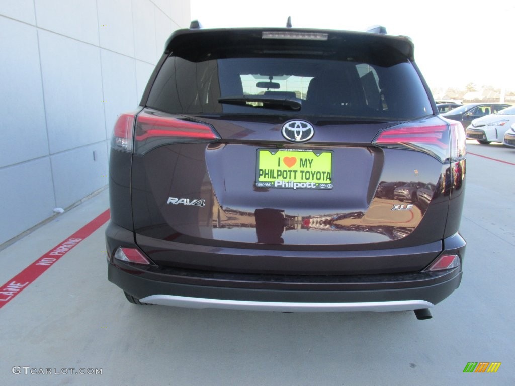 2016 RAV4 XLE - Black Currant Metallic / Black photo #5