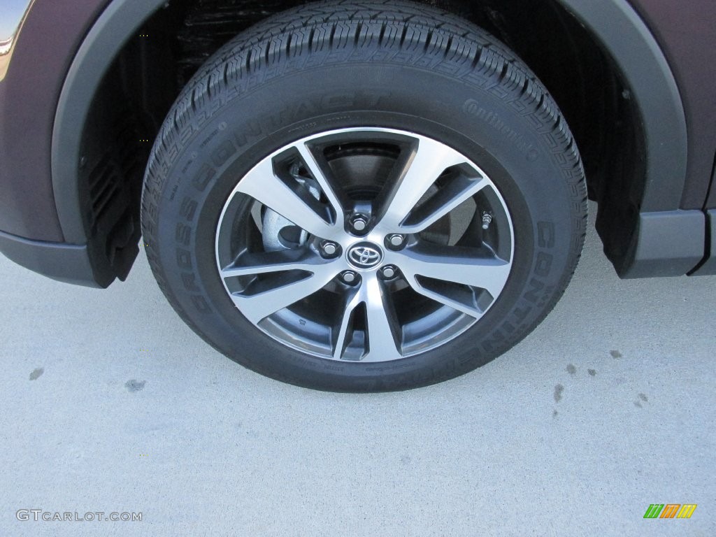 2016 RAV4 XLE - Black Currant Metallic / Black photo #11