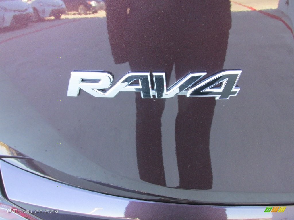 2016 RAV4 XLE - Black Currant Metallic / Black photo #13