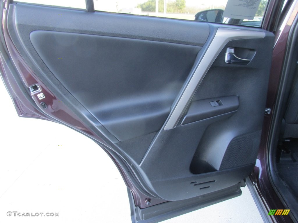 2016 RAV4 XLE - Black Currant Metallic / Black photo #18