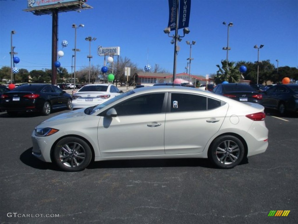 2017 Elantra SE - Beige / Beige photo #8