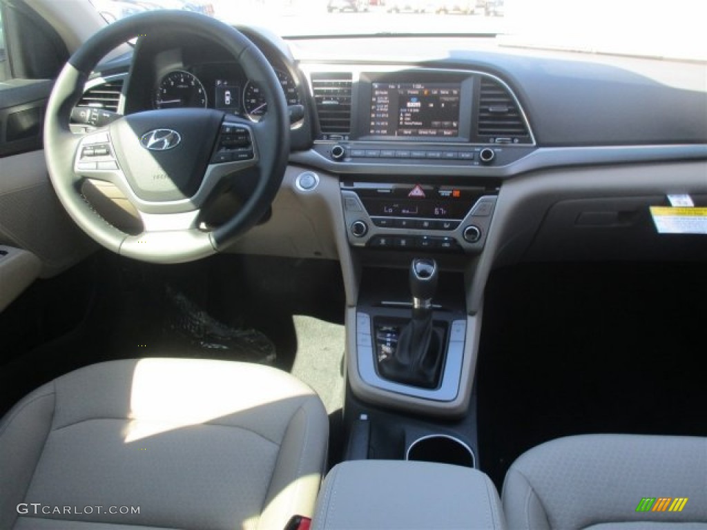 2017 Elantra SE - Beige / Beige photo #16
