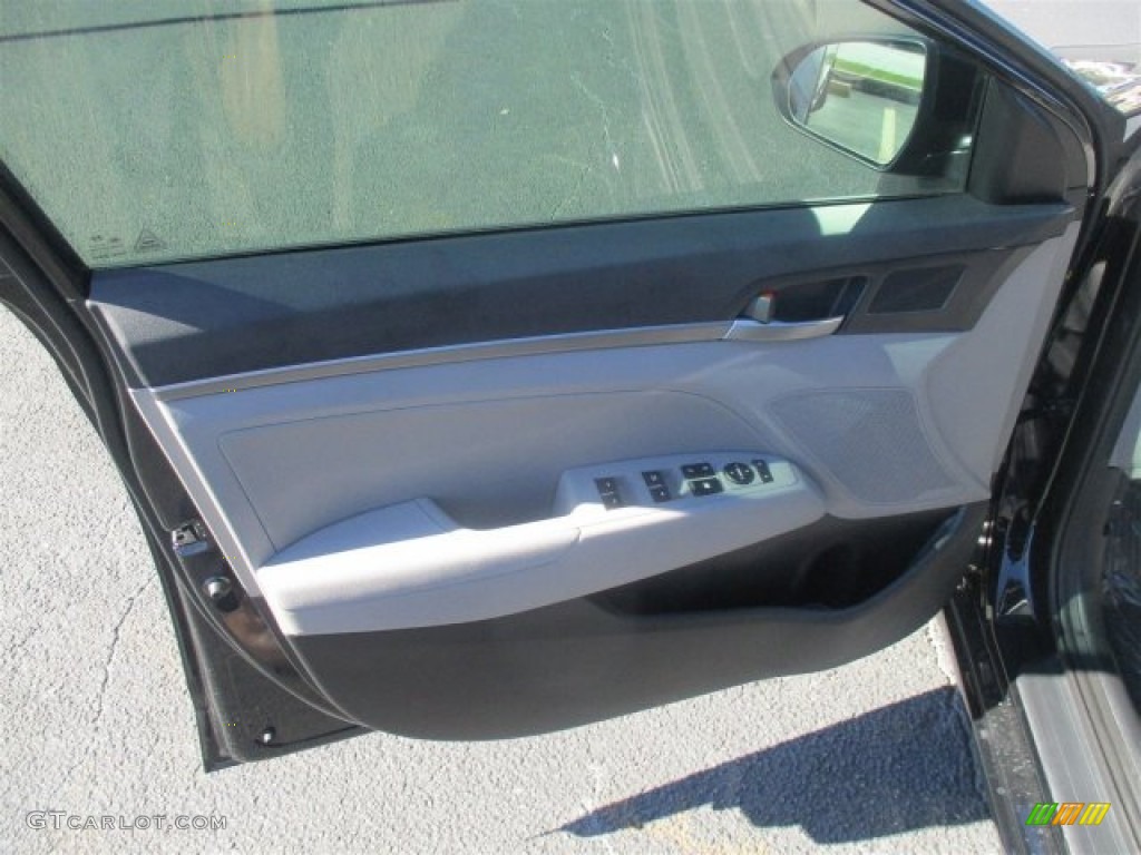 2017 Elantra SE - Black / Gray photo #19