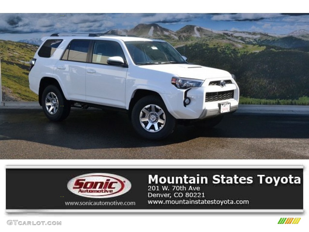 2016 4Runner Trail 4x4 - Super White / Black photo #1