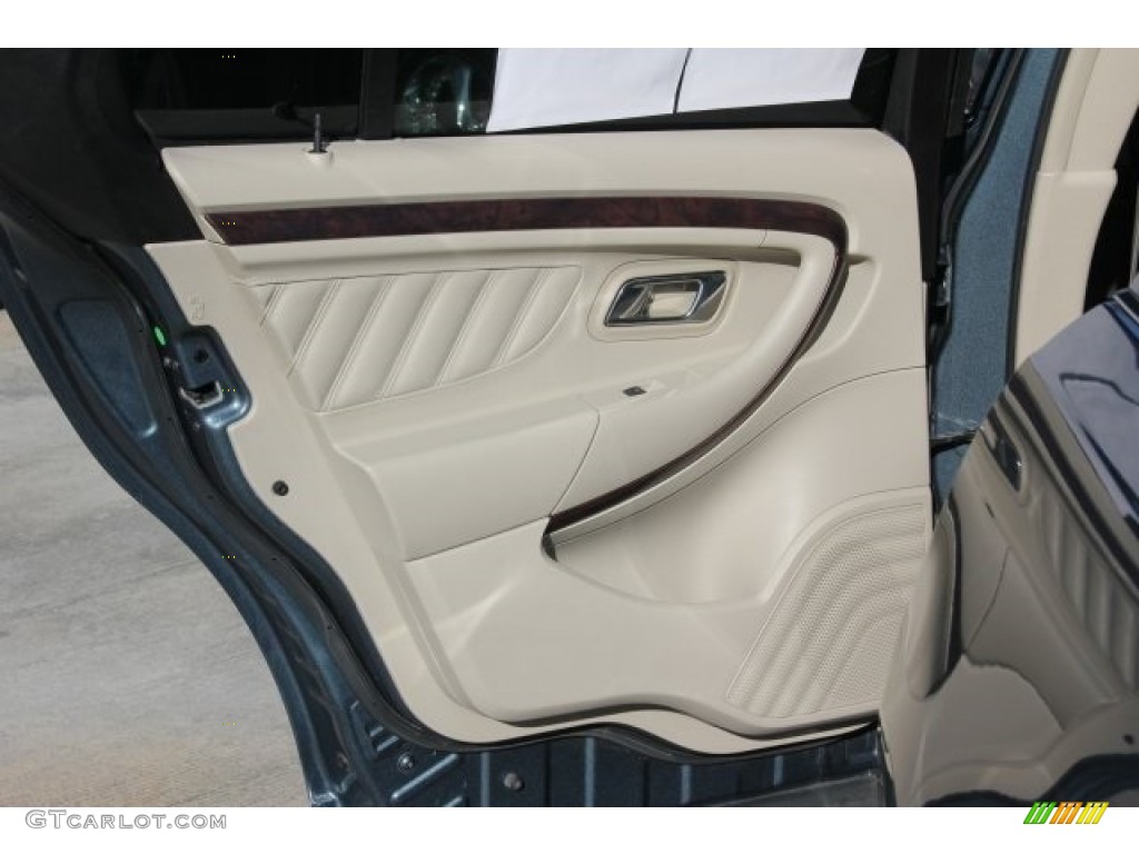 2010 Taurus Limited - Steel Blue Metallic / Light Stone photo #16