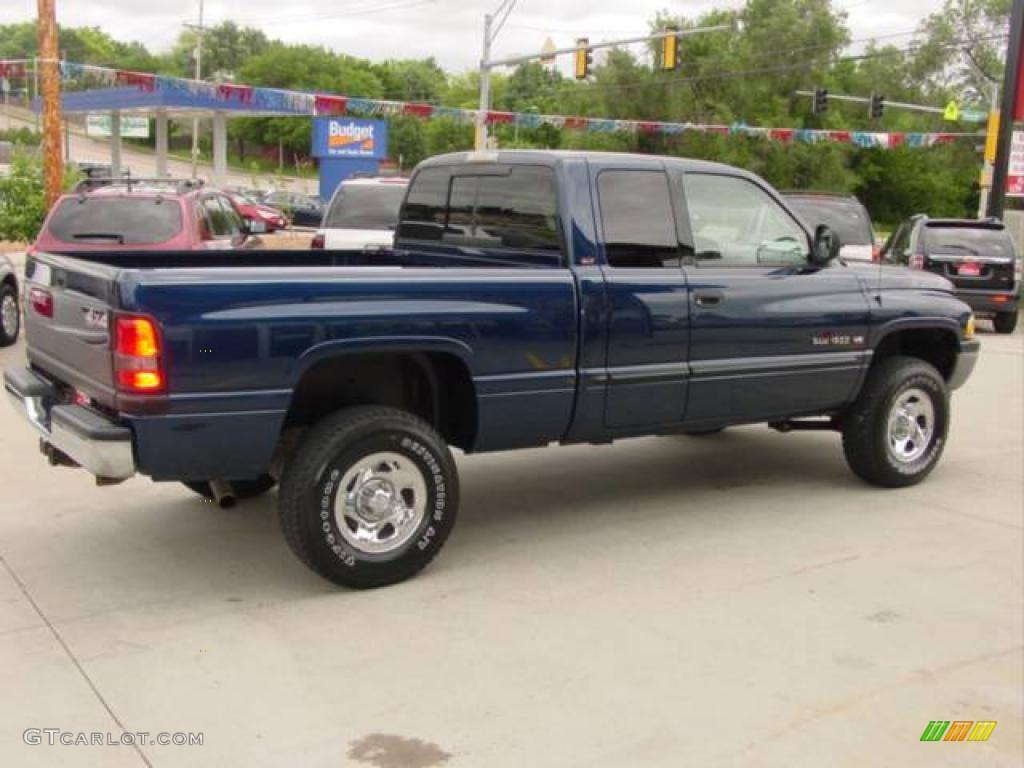 2001 Ram 1500 SLT Club Cab 4x4 - Patriot Blue Pearl / Mist Gray photo #15