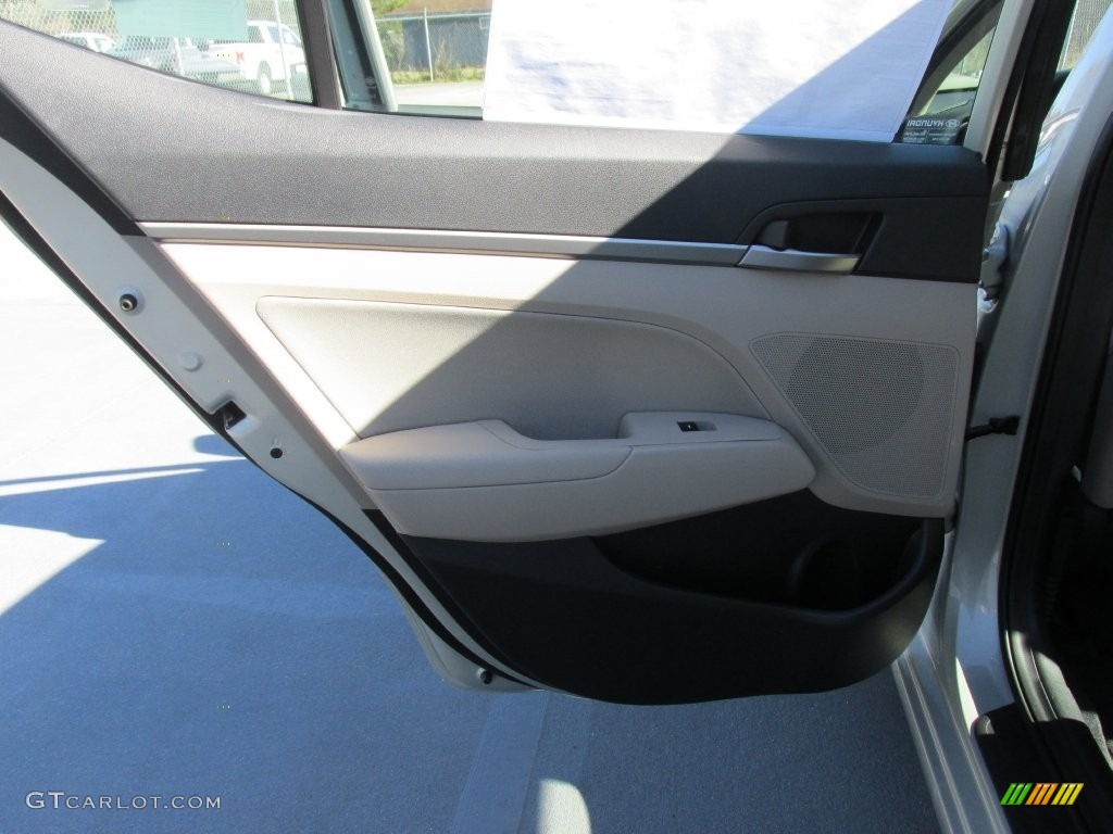 2017 Elantra SE - Beige / Beige photo #17
