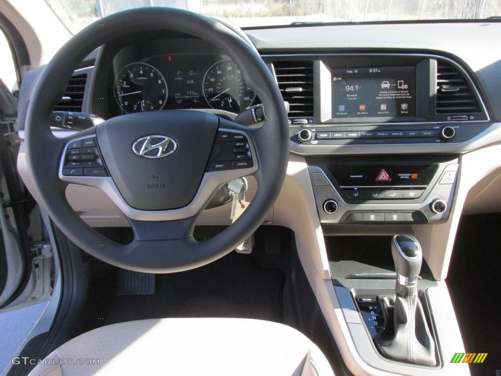 2017 Elantra SE - Beige / Beige photo #23