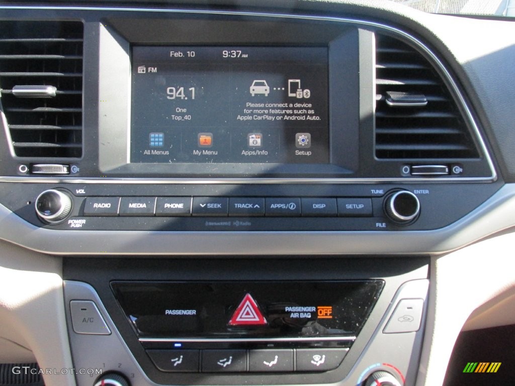 2017 Elantra SE - Beige / Beige photo #25