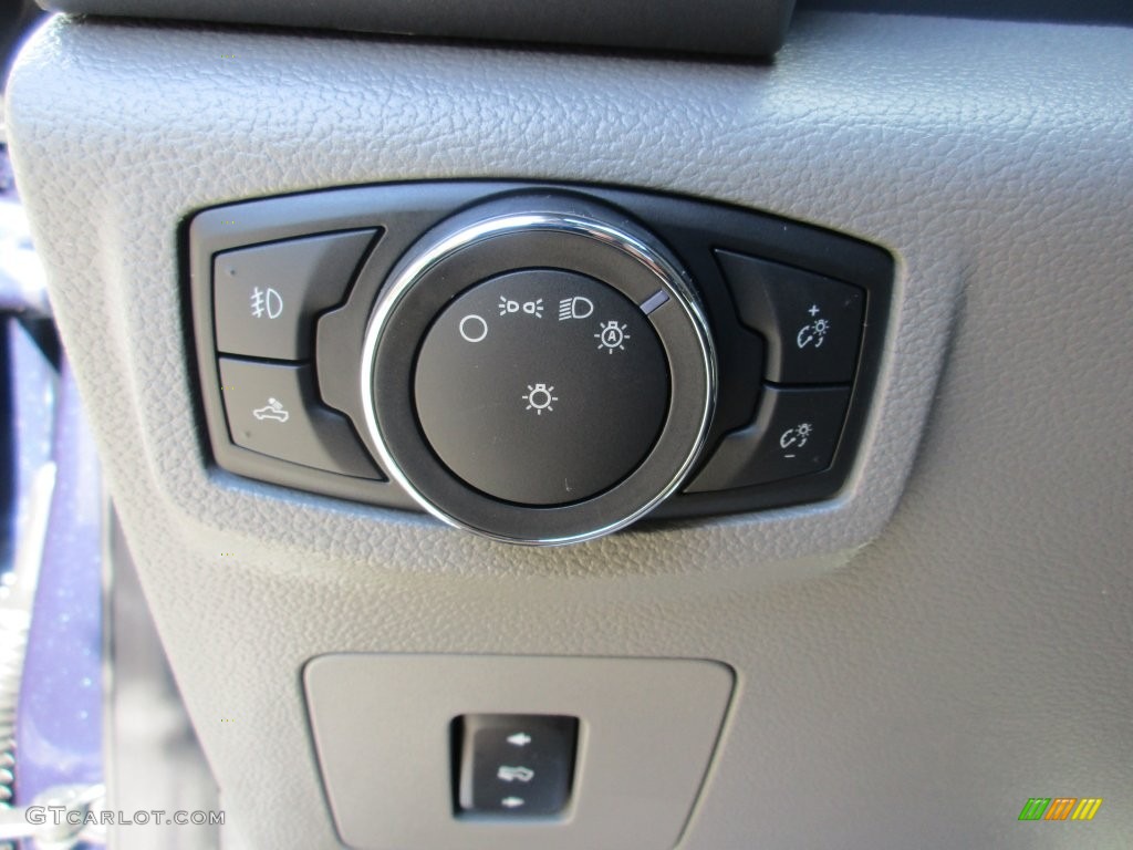 2016 F150 XLT Regular Cab 4x4 - Blue Jeans / Medium Earth Gray photo #31