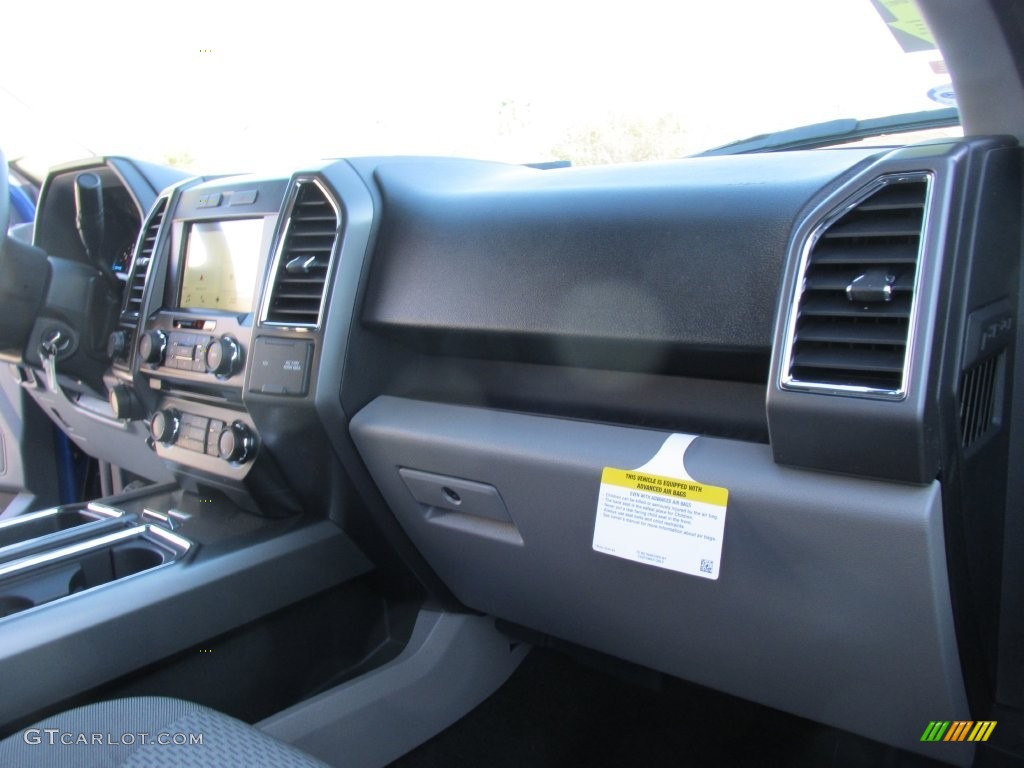 2016 F150 XLT SuperCrew 4x4 - Blue Flame / Medium Earth Gray photo #18