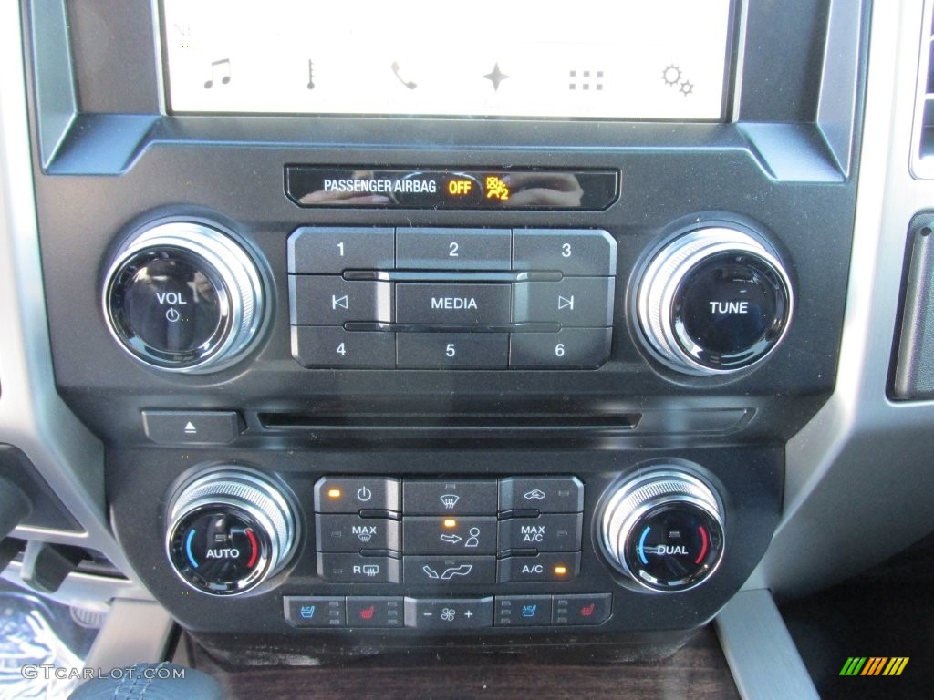 2016 F150 Platinum SuperCrew - White Platinum / Platinum Brunello photo #26